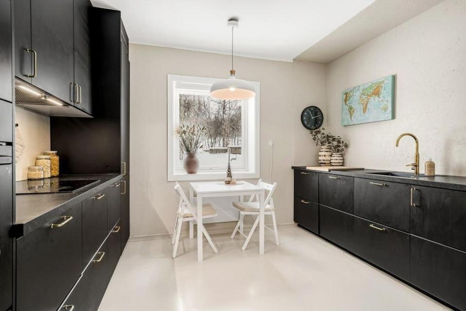 4-bedroom By Lerkendal